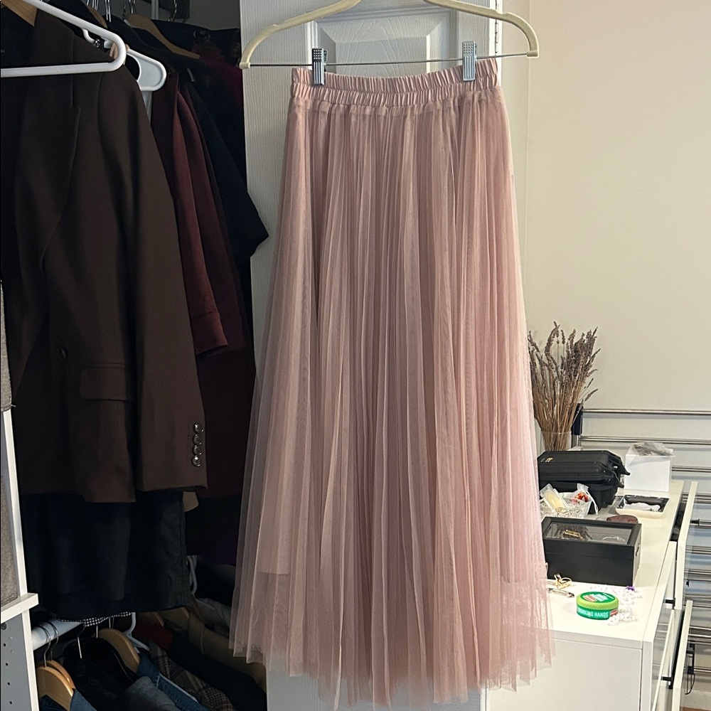 Elegant Pink Tulle Skirt